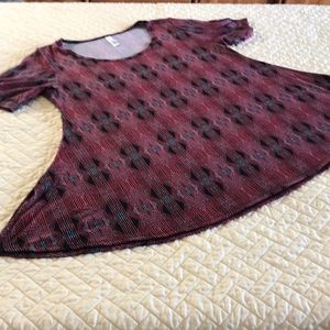 LuLaRoe Perfect T size L